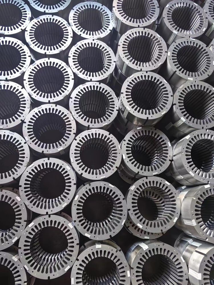 定轉(zhuǎn)子定制設(shè)計(jì)產(chǎn)品與硬質(zhì)合金模具——源頭廠家的專業(yè)選擇