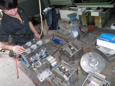 氣動(dòng)夾具、氣動(dòng)多工位夾具與氣動(dòng)多孔鉆模 價(jià)格、廠家與產(chǎn)品概覽——金華市婺城區(qū)卓爾模具廠的專業(yè)定制方案